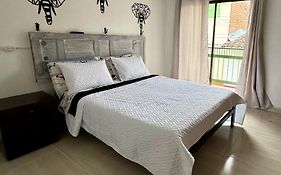 Apartamento muy cerca al parque